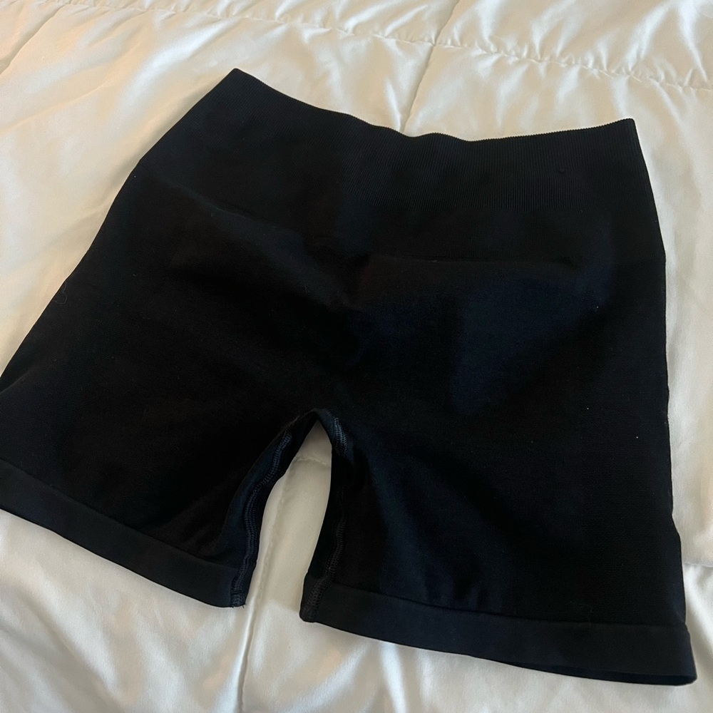 Alphalete Amplify Shorts